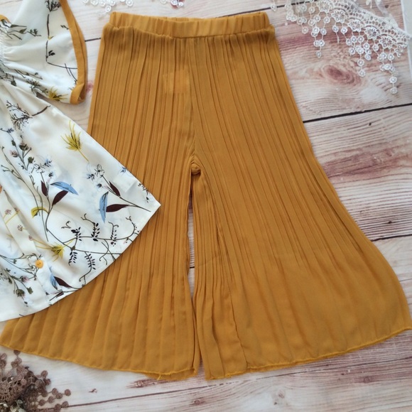 Boutique Girls Retro 2pc Outfit - Picture 3 of 4